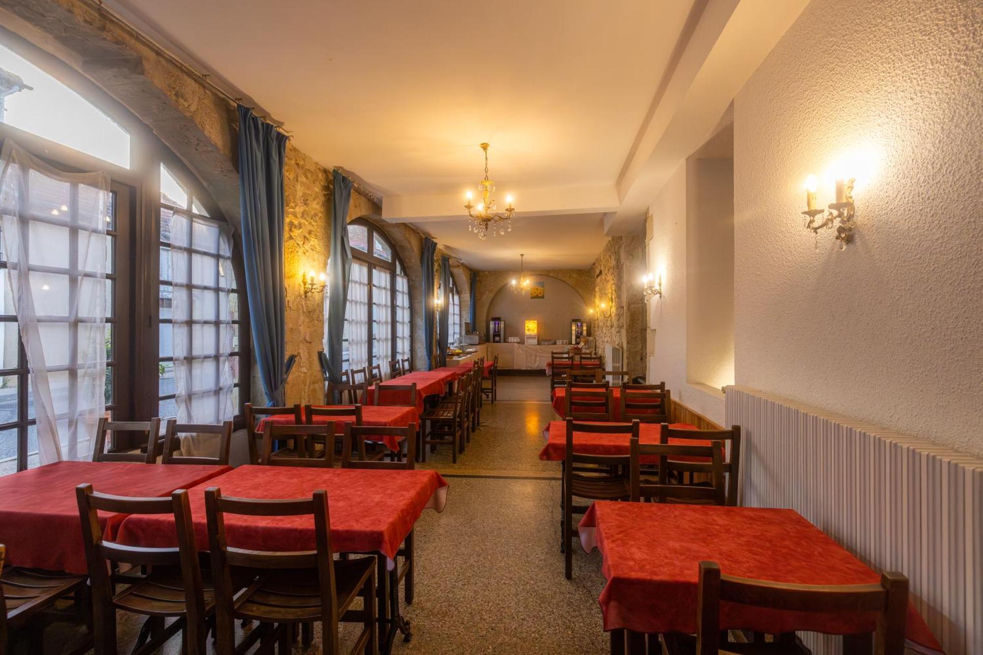Hotel Restaurant Des Thermes Castera-Verduzan Екстер'єр фото
